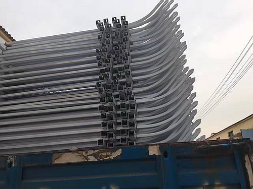 �������\��o��